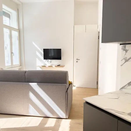 San Lazzaro 23 - 2 Tirabora Short Rent * Τεργέστη