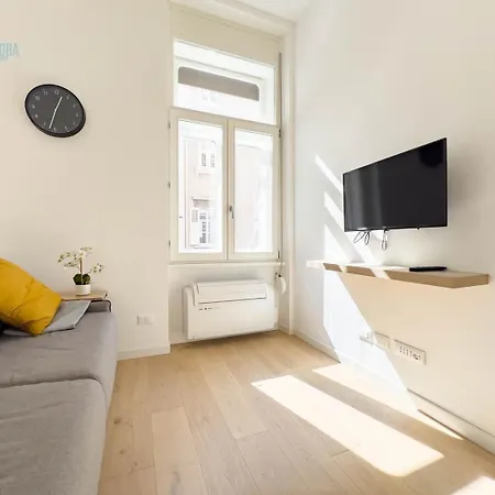 San Lazzaro 23 - 2 Tirabora Short Rent Апартаменты *