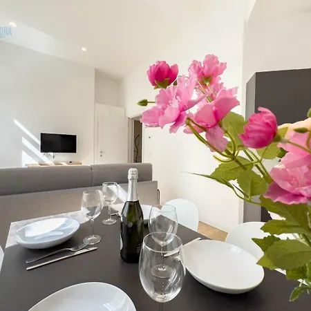 San Lazzaro 23 - 2 Tirabora Short Rent Триест